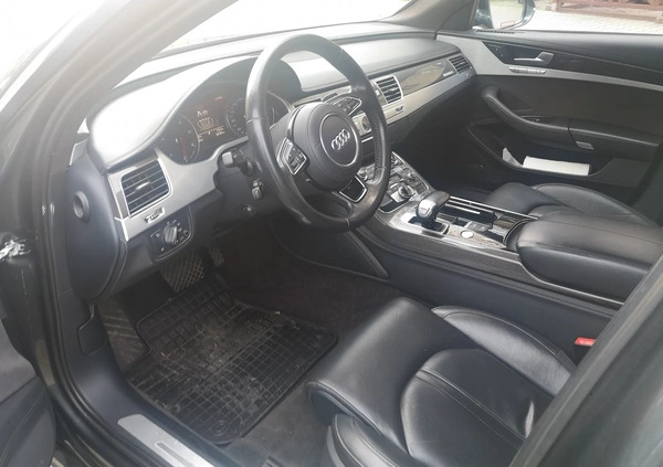 Audi A8 cena 97500 przebieg: 253000, rok produkcji 2013 z Wrocław małe 67